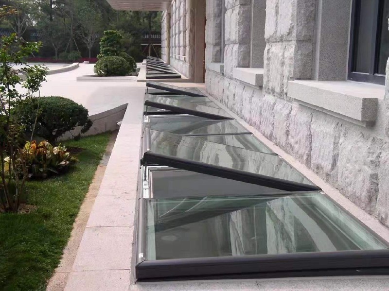 玻璃陽(yáng)光棚