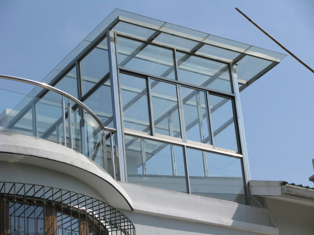 玻璃陽(yáng)光棚